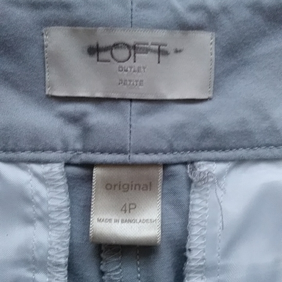 Ann Taylor Outlet Original Crop Pants 4 Petite Grey - Picture 3 of 11